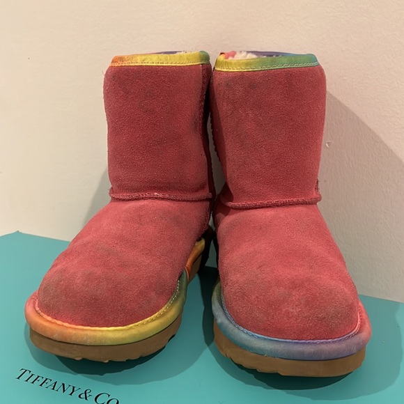 pink ugg boots - Picture 4 of 5